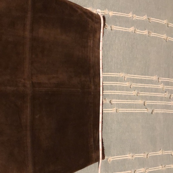 American Eagle 100% leather/suede brown mini skirt size 8 - Picture 3 of 4